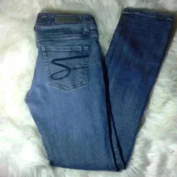 Seven7 Denim - Blue Jeans
